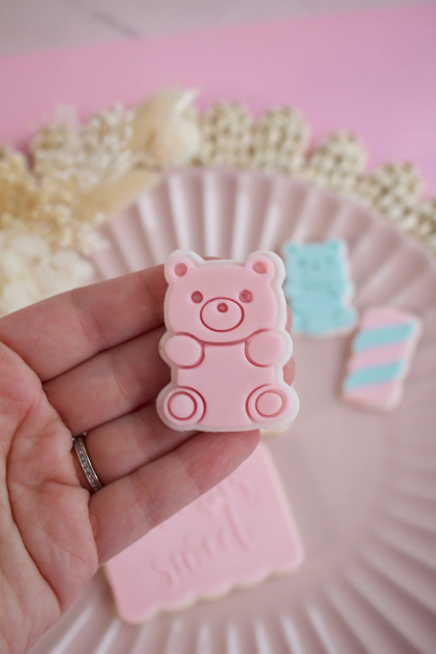 Mini bear candy + cookie cutter